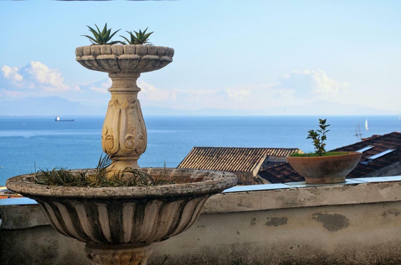 Il Capriccio Di Maria Guest House Vietri Exteriör bild